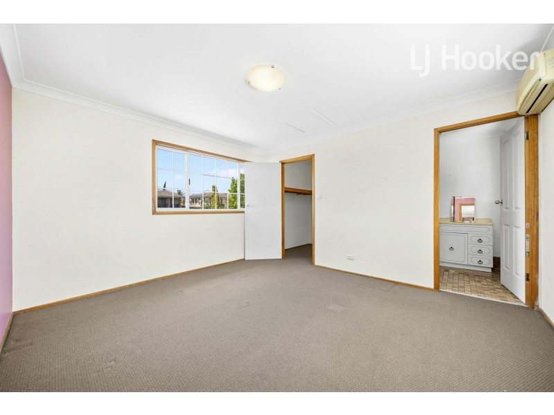 8 Stroker St, Canley Heights NSW 2166