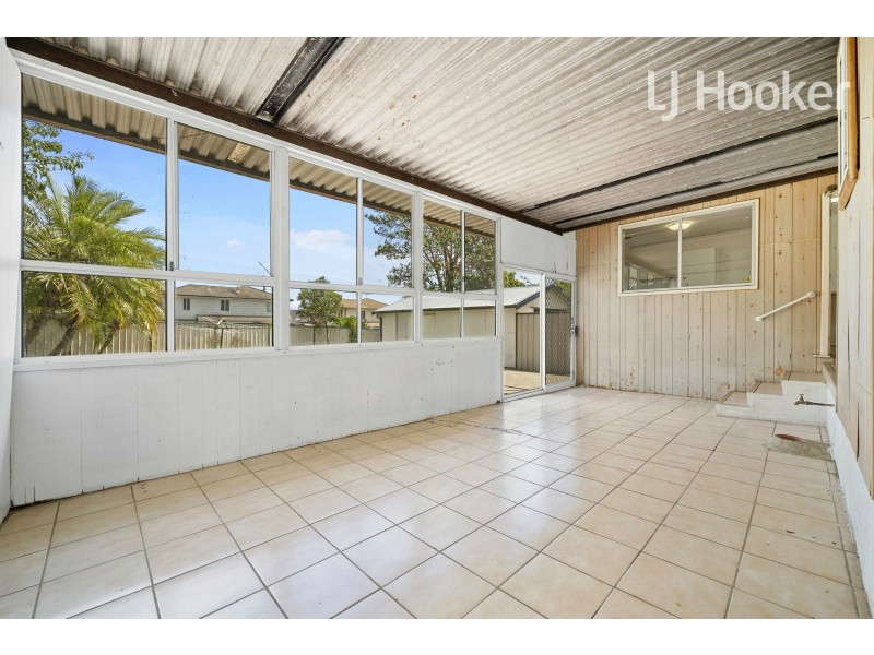 8 Stroker St, Canley Heights NSW 2166