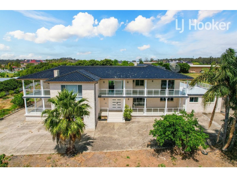 130 Goodrich Rd, Cecil Park NSW 2178