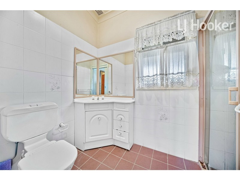 67 Madeline St, Fairfield West NSW 2165