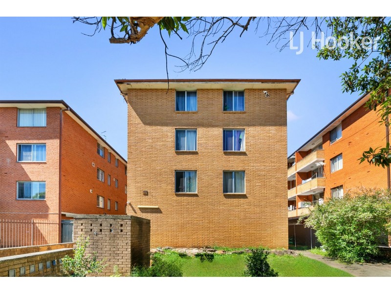 6/14 Mcburney Rd, Cabramatta NSW 2166