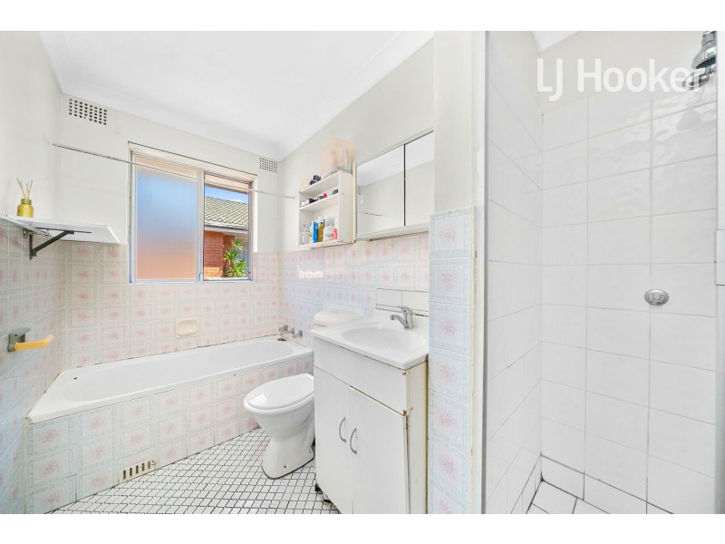 6/14 Mcburney Rd, Cabramatta NSW 2166
