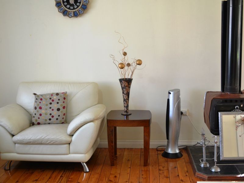 128 Flinders Road, Georges Hall NSW 2198