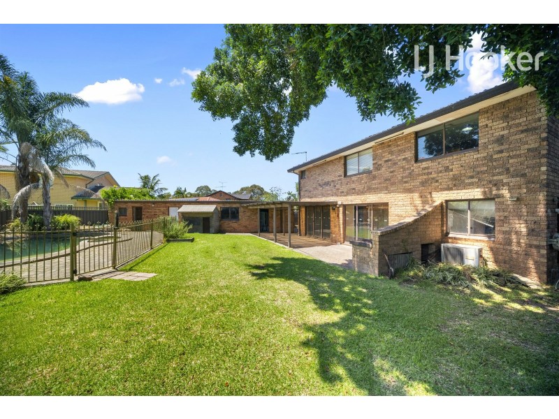 9 Fairlawn Cr, Lansvale NSW 2166
