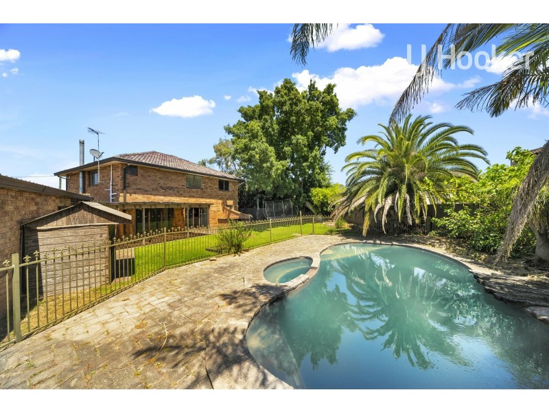 9 Fairlawn Cr, Lansvale NSW 2166