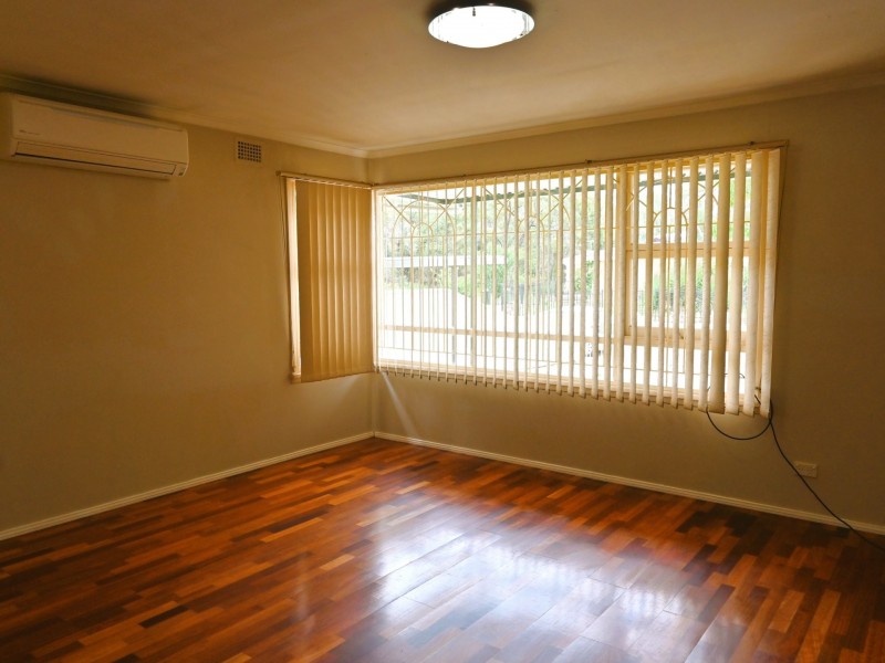 39 Baragoola Street, Fairfield West NSW 2165