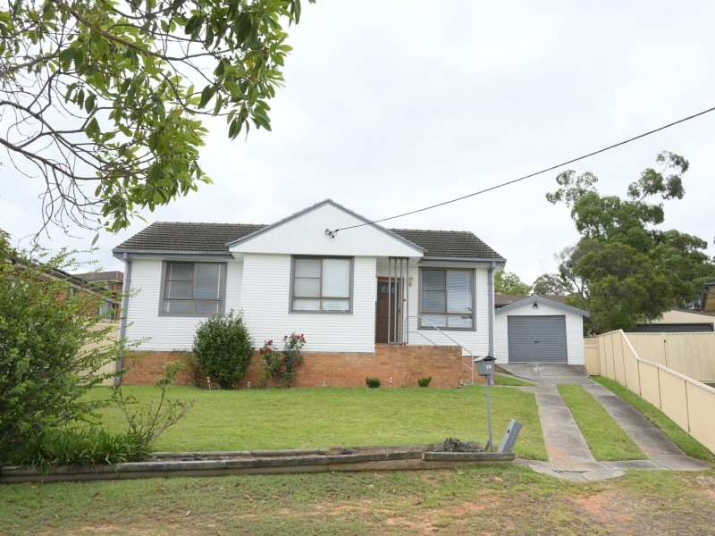 19 Dobell street, Mount Pritchard NSW 2170