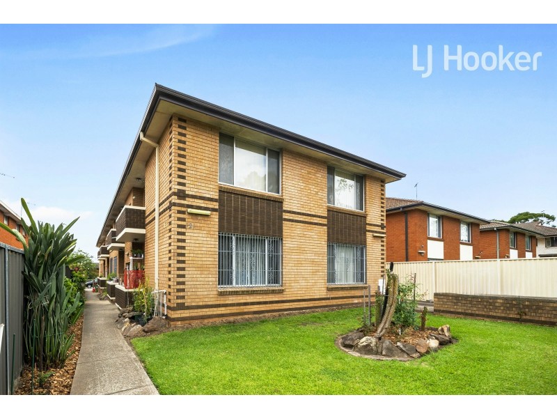 6/121 Longfield St, Cabramatta NSW 2166
