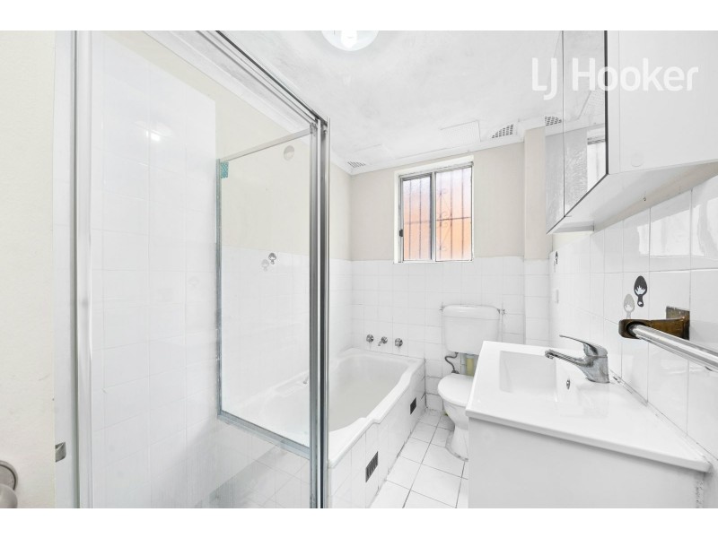 6/121 Longfield St, Cabramatta NSW 2166
