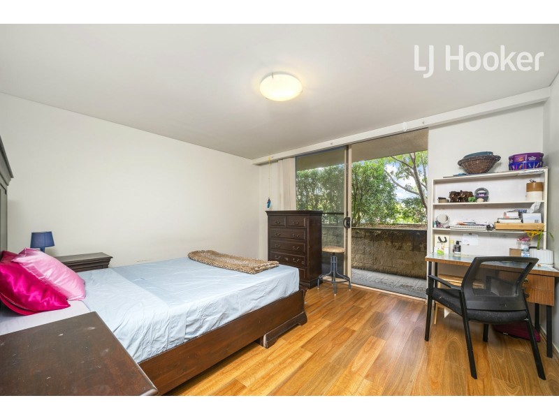 5/33 Lachlan St, Warwick Farm NSW 2170