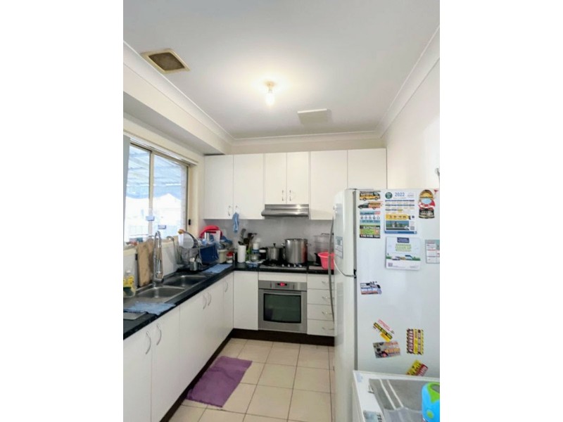 1/17 Acacia street, Cabramatta NSW 2166