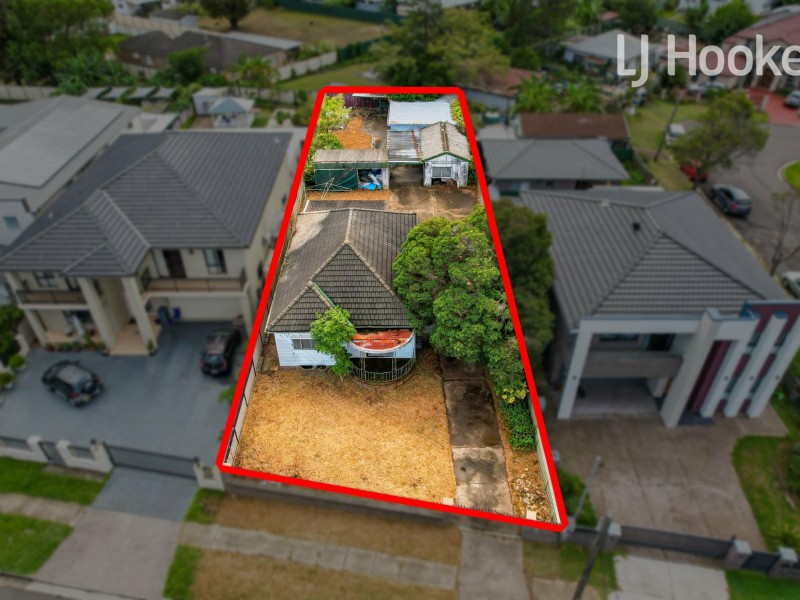 3 Warwick Ave, Cabramatta NSW 2166