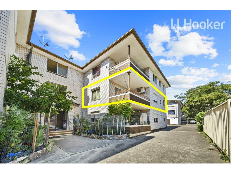 8/4 Mcburney Rd, Cabramatta NSW 2166