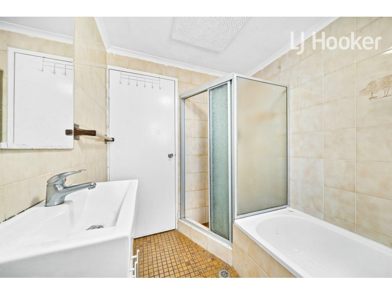 8/4 Mcburney Rd, Cabramatta NSW 2166