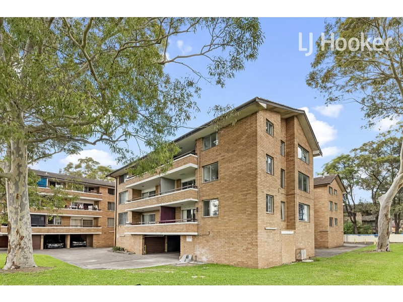 41/88 Hughes St, Cabramatta NSW 2166