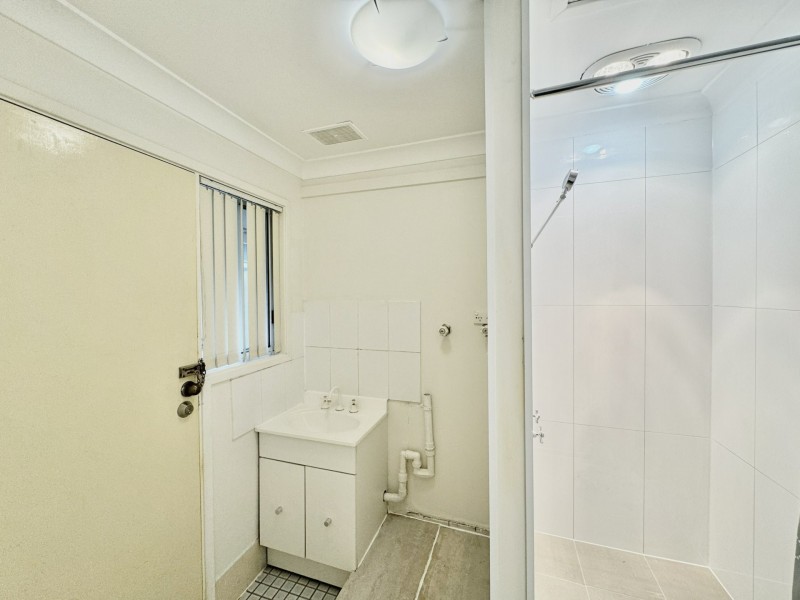 7 SAMPSON PLACE, Rosemeadow NSW 2560