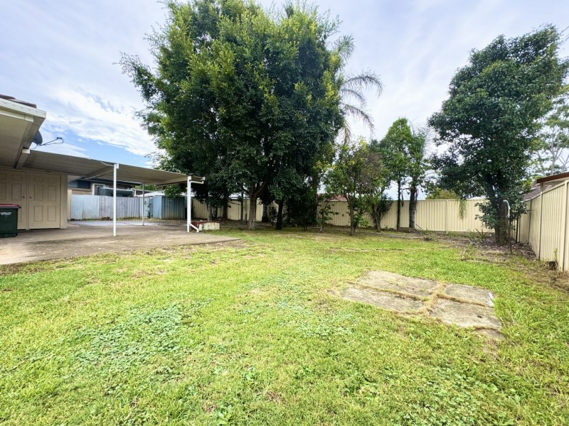 7 SAMPSON PLACE, Rosemeadow NSW 2560