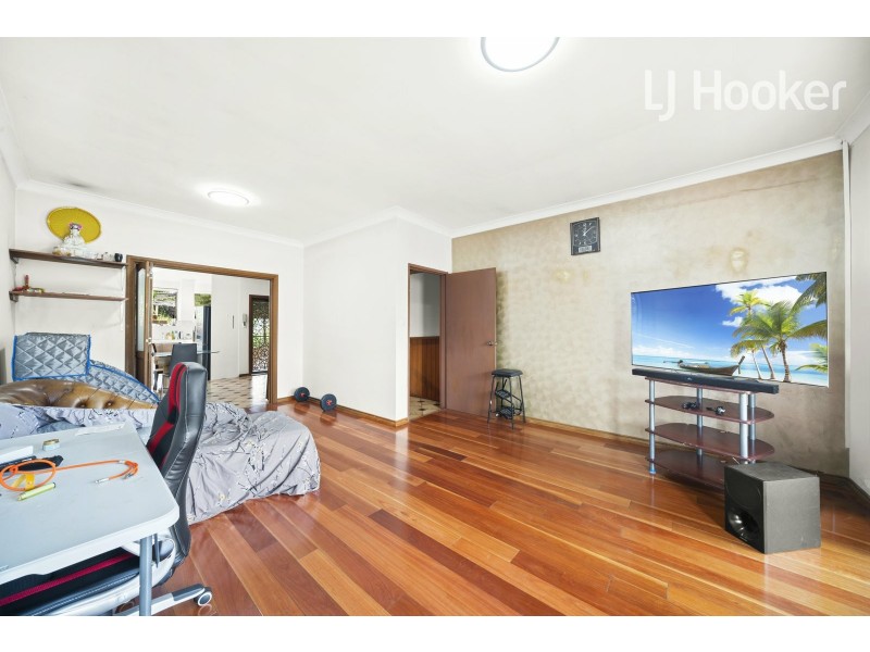 21 Westchester Ave, Casula NSW 2170