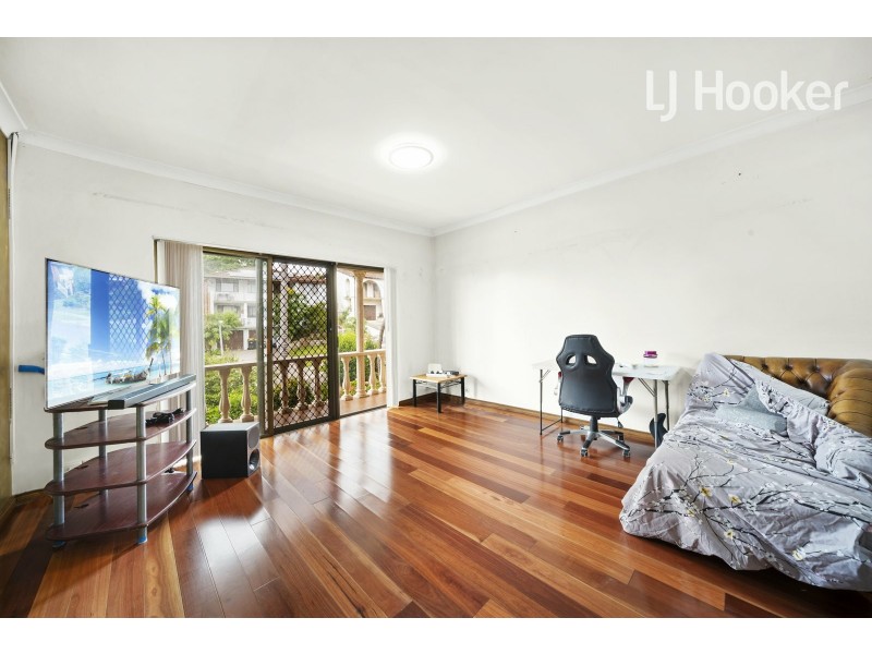 21 Westchester Ave, Casula NSW 2170