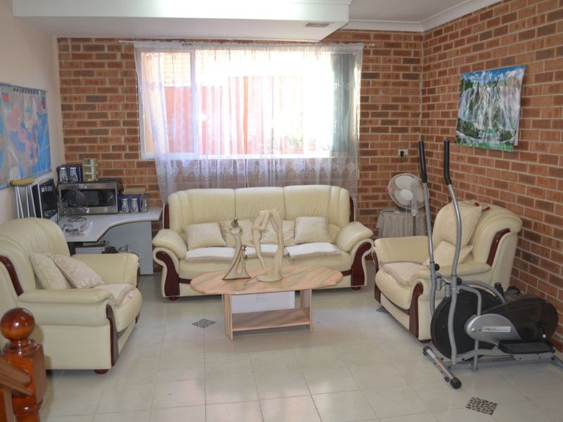 Bossley Park NSW 2176