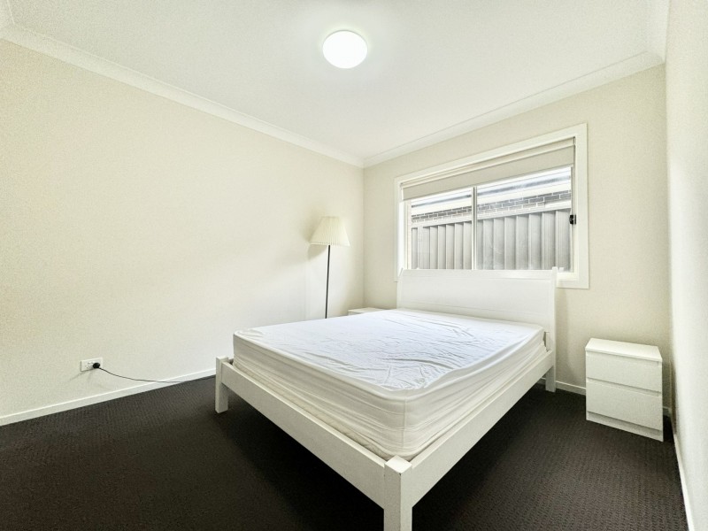 13 JAMESTOWN AVENUE, Denham Court NSW 2565