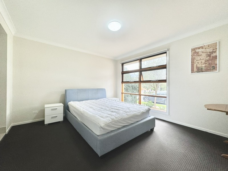 13 JAMESTOWN AVENUE, Denham Court NSW 2565