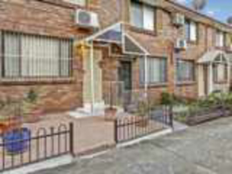 18/96-100 LONGFIELD STREET, Cabramatta NSW 2166