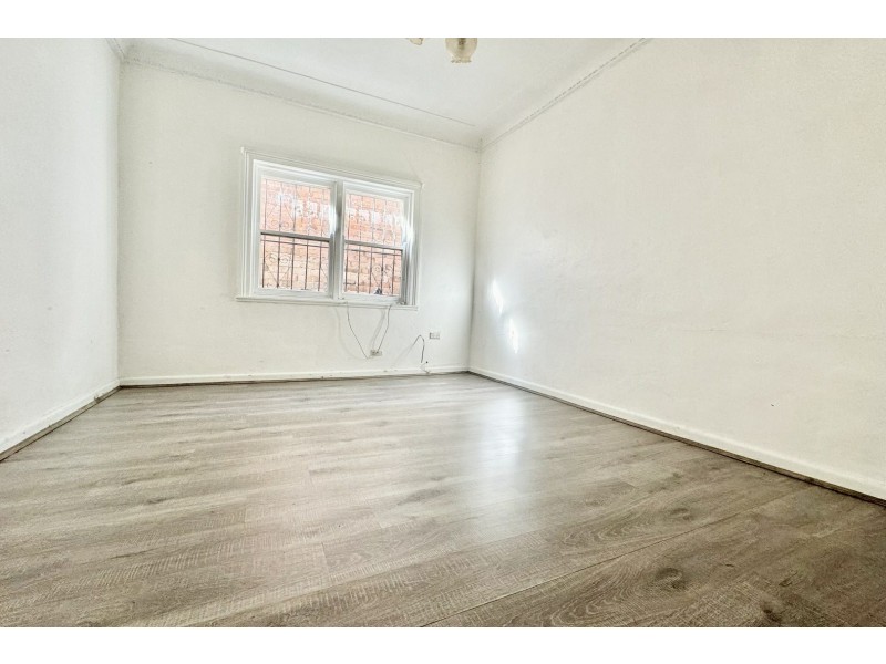 25 DESPOINTES STREET, Marrickville NSW 2204
