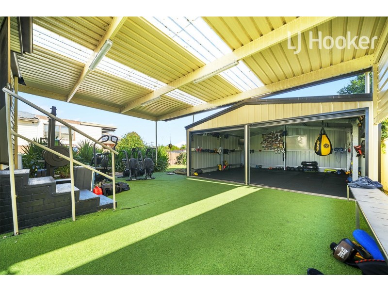 6 Belvedere St, Mount Pritchard NSW 2170