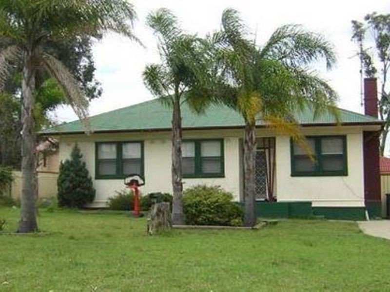 81 Campbell Street, Fairfield East NSW 2165