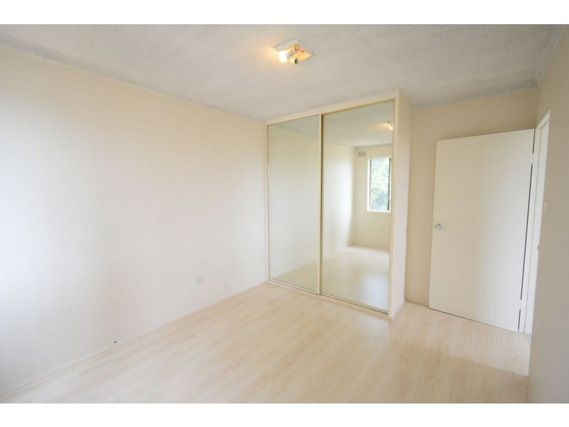 6/85 Longfield St, Cabramatta NSW 2166