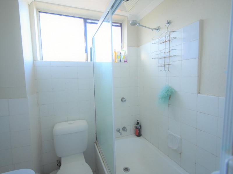 6/85 Longfield St, Cabramatta NSW 2166