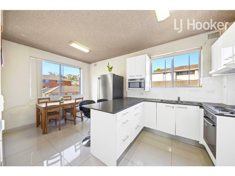 8/34 Mcburney Rd, Cabramatta NSW 2166