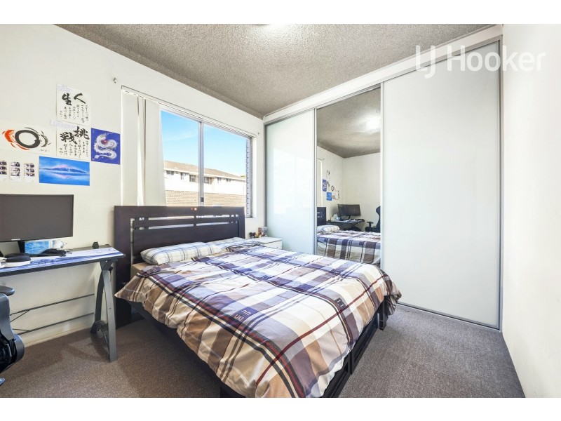 8/34 Mcburney Rd, Cabramatta NSW 2166