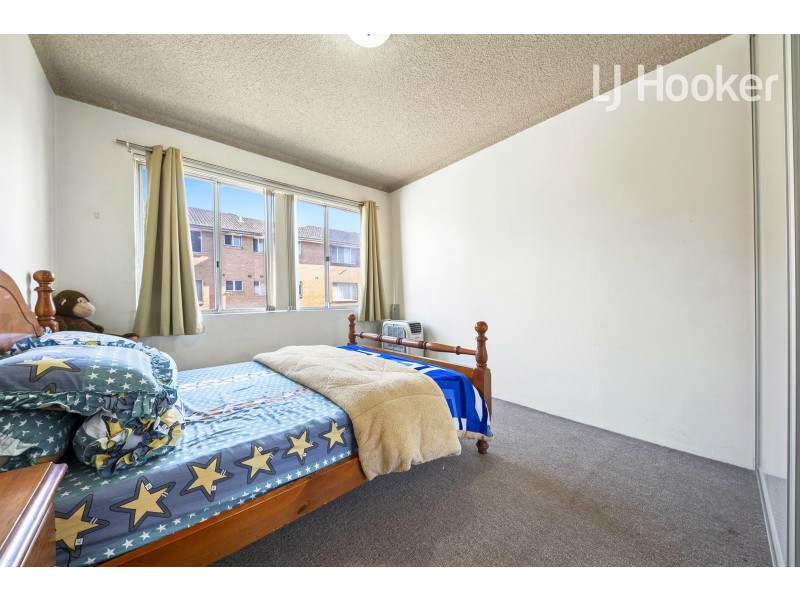 8/34 Mcburney Rd, Cabramatta NSW 2166