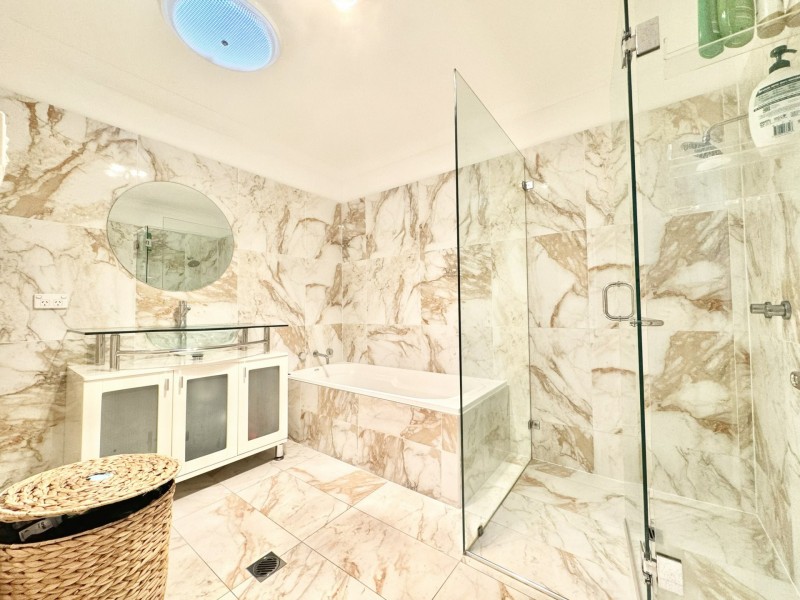 13A Ligar Street, Fairfield Heights NSW 2165