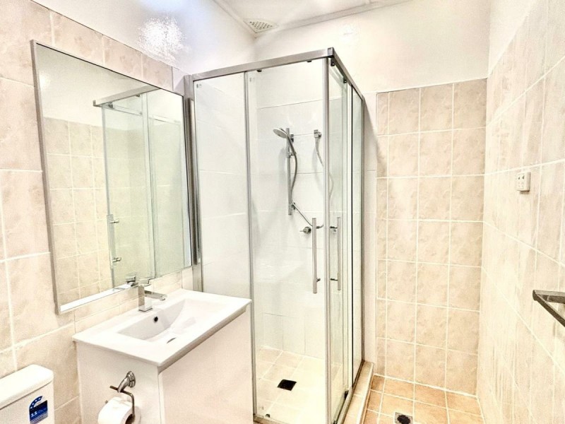 6 Woods Avenue, Cabramatta NSW 2166