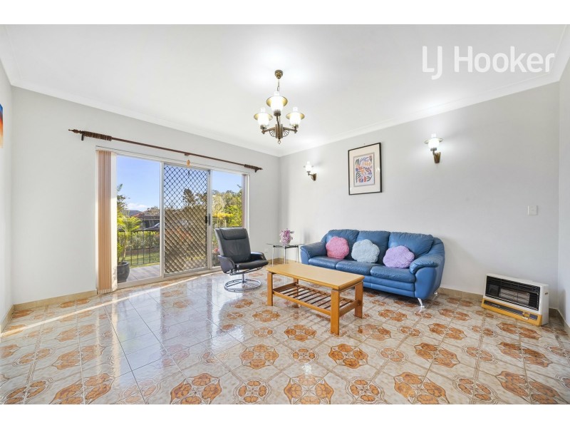 41 OLIVERI CRES, Green Valley NSW 2168