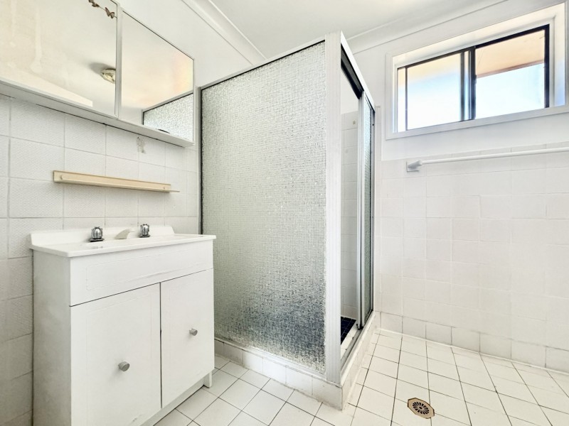 Level 1/26-28 PEVENSEY ST, Canley Vale NSW 2166