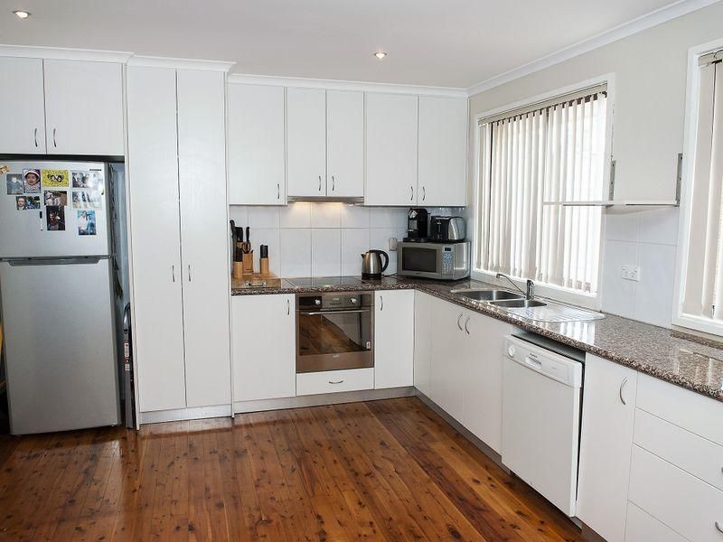 9 Cecil Place, Greenfield Park NSW 2176