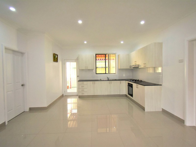 32A Kaluga street, Busby NSW 2168