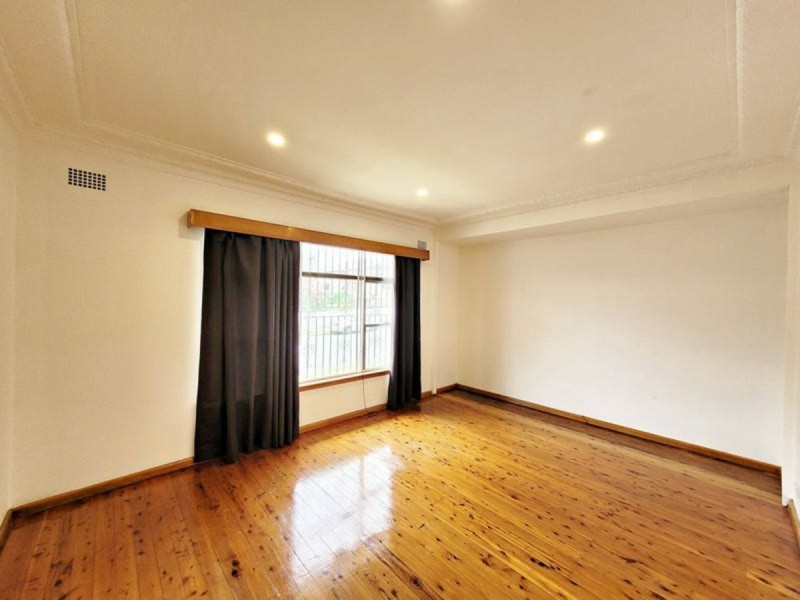 104A Broomfield st, Cabramatta NSW 2166