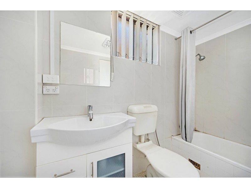 3/99A LONGFIELD ST, Cabramatta NSW 2166