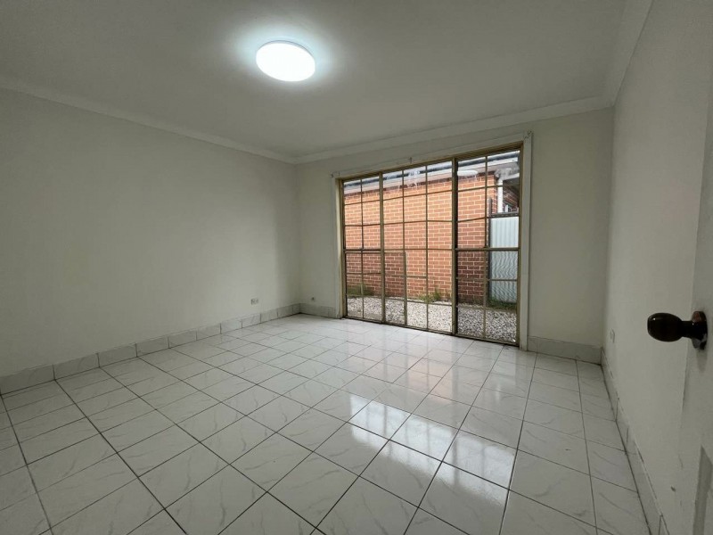 24 Fraser, Canley Vale NSW 2166