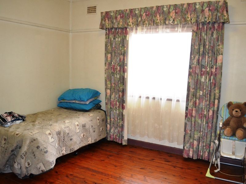 28 Joseph Street, Cabramatta NSW 2166