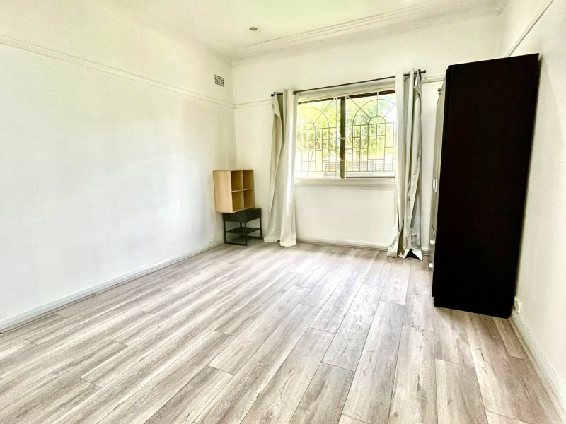 1 Albert Street, Guildford NSW 2161