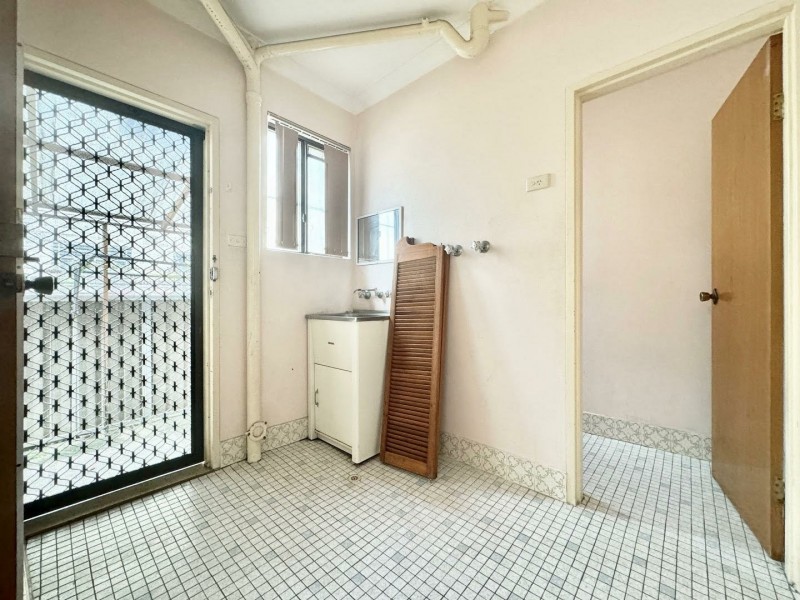 18 Acacia, Cabramatta NSW 2166