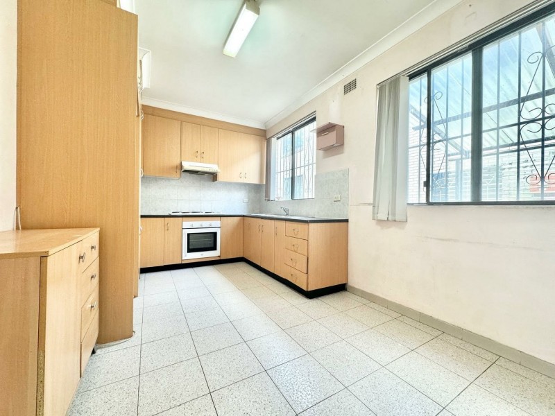 18 Acacia, Cabramatta NSW 2166