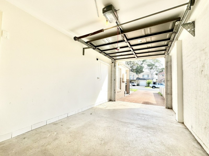 4 Rosedale St, Canley Heights NSW 2166