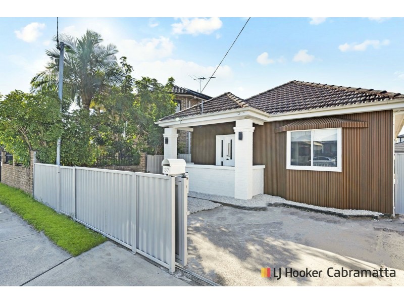 37 Bradman St, Merrylands NSW 2160